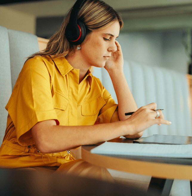 How Many Hours Do Accountants Work?